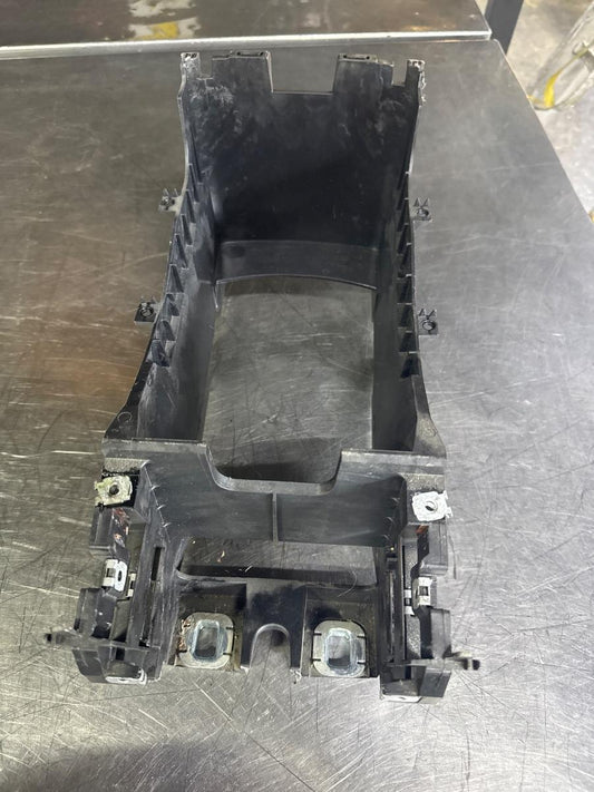 Cotiera suport VOLKSWAGEN PASSAT Variant 3C5 2005 - 2011 TDI BMP 3C0864089