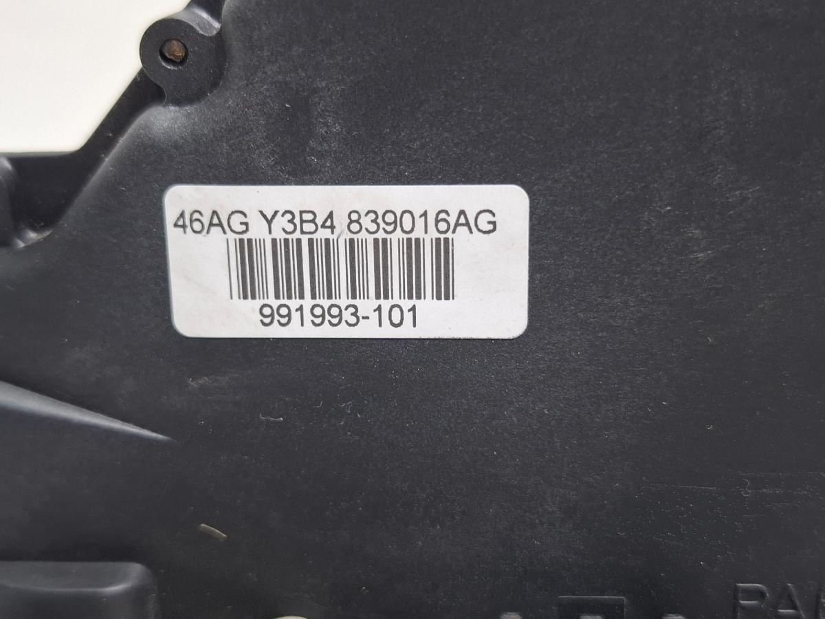 Broasca usa dreapta spate VOLKSWAGEN POLO 9N_ 2001 - 2012 12V AZQ, BME 3B4839016AG