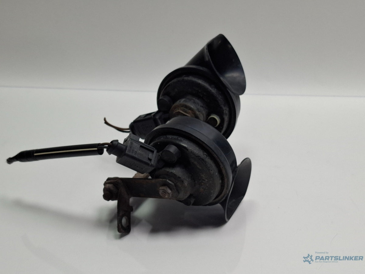 Claxoane VOLKSWAGEN POLO 9N_ 2001 - 2012 12V AZQ, BME 6Q0951223J , 6Q0951221F