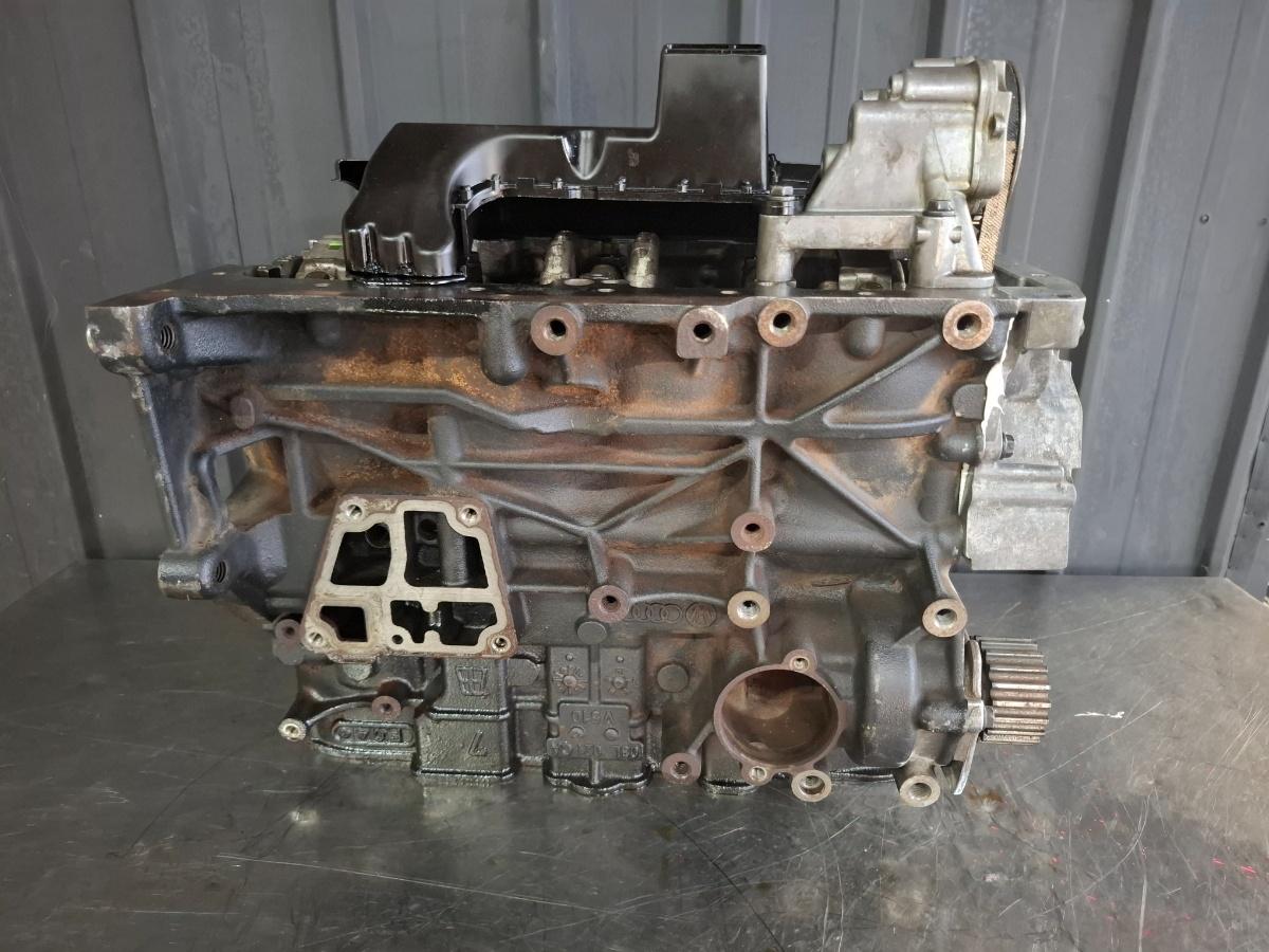 Bloc motor VOLKSWAGEN CRAFTER 30-50 Box 2E_ 2010 - 2016 2.0 BiTDI CDCA CDC CDCA CKU CKUB