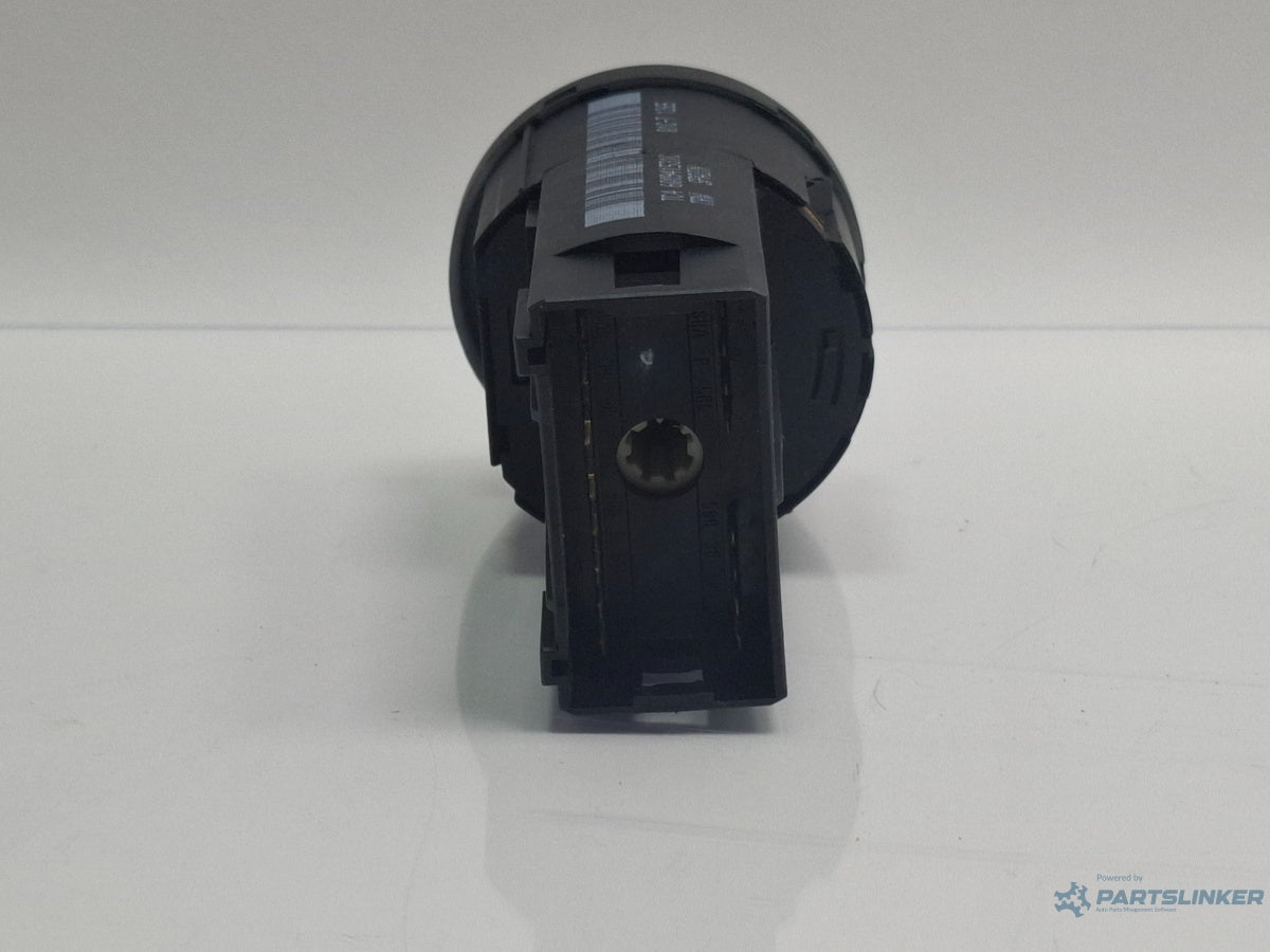 Bloc lumini VOLKSWAGEN POLO 9N_ 2001 - 2012 12V AZQ, BME 6Q0941531C