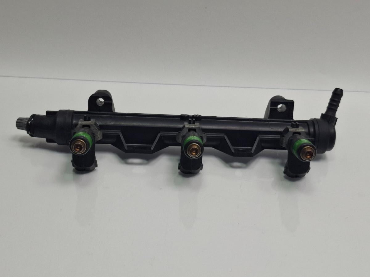 Rampa injectoare VOLKSWAGEN POLO 9N_ 2001 - 2012 12V AZQ, BME 03E133320A