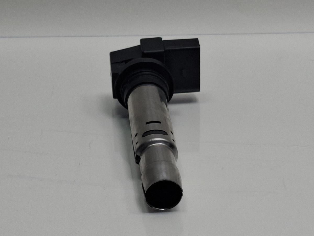 Bobina de inductie VOLKSWAGEN POLO 9N_ 2001 - 2012 12V AZQ, BME 0040102030