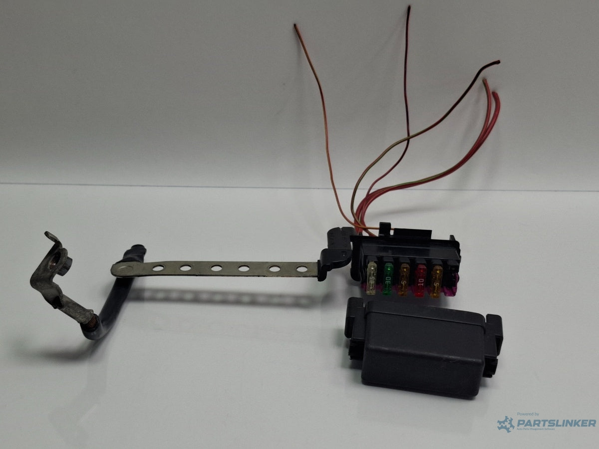 Tablou sigurante VOLKSWAGEN POLO 9N_ 2001 - 2012 12V AZQ, BME 5J0937548