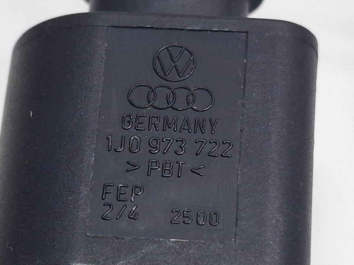 Mufa conector 2 pini VOLKSWAGEN POLO 9N_ 2001 - 2012 12V AZQ, BME 1J0973722A