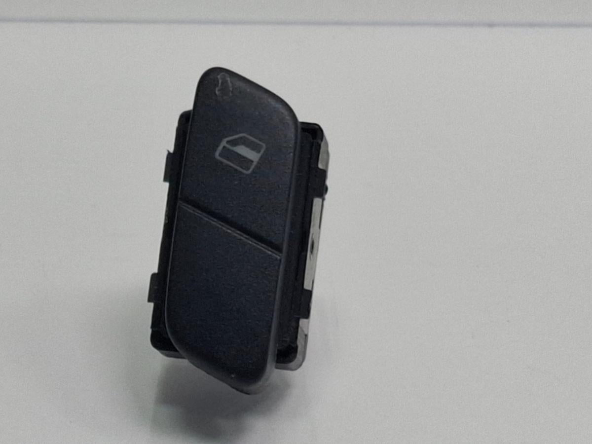 Buton geam electric dreapta fata VOLKSWAGEN POLO 9N_ 2001 - 2012 12V AZQ, BME 6Q0959856