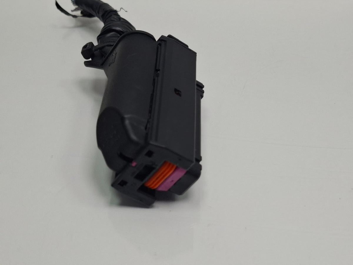 Mufa conector calculator ECU VOLKSWAGEN POLO 9N_ 2001 - 2012 12V AZQ, BME