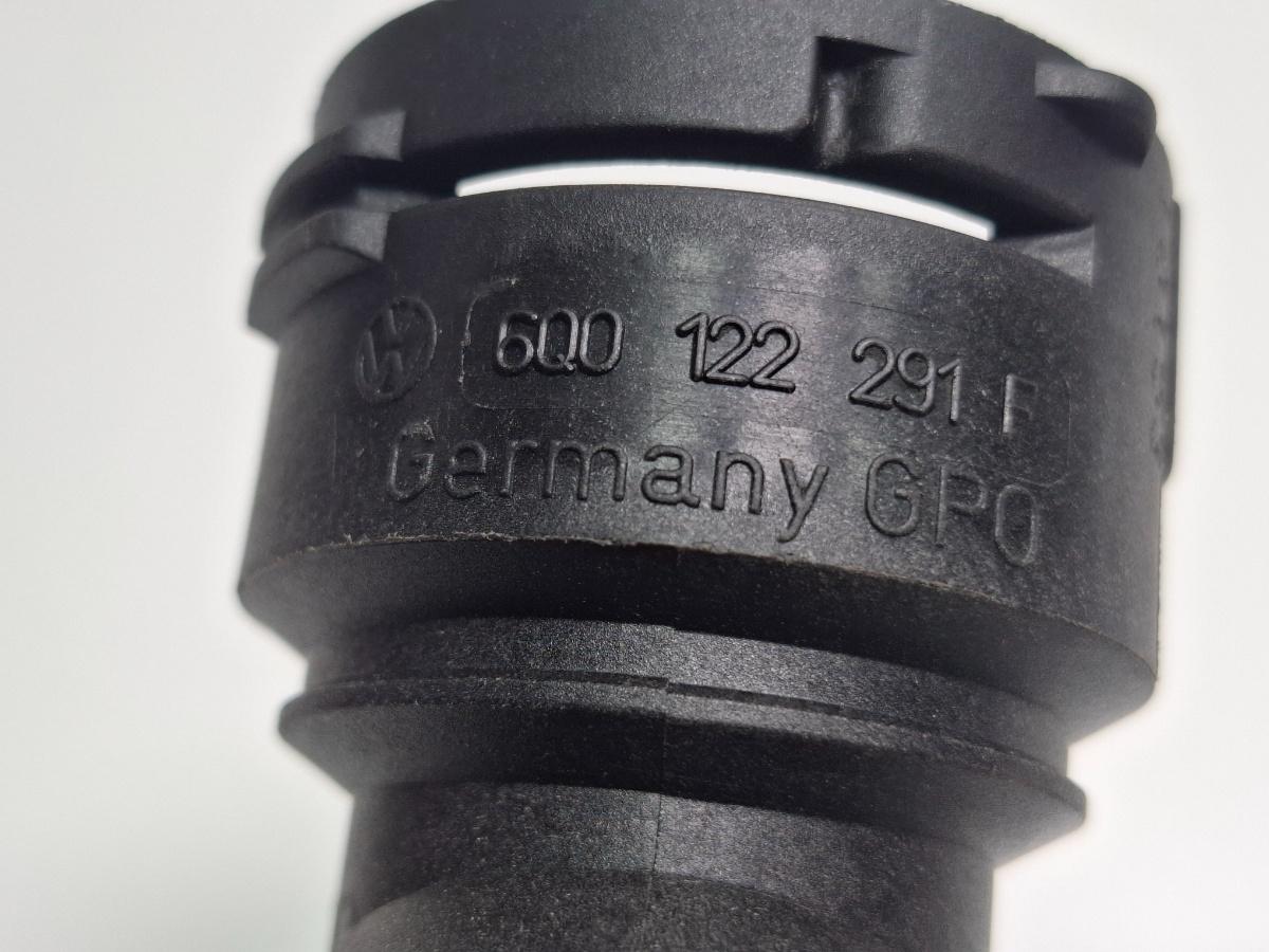 Flansa lichid racire VOLKSWAGEN POLO 9N_ 2001 - 2012 12V AZQ, BME 6Q0122291F