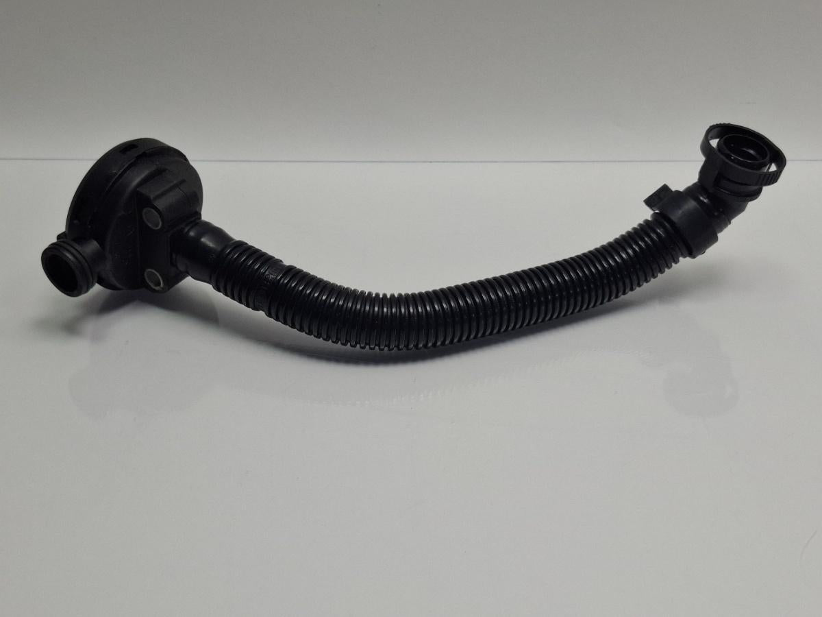 Furtun/conducta de aerisire VOLKSWAGEN POLO 9N_ 2001 - 2012 12V AZQ, BME 03E103765C