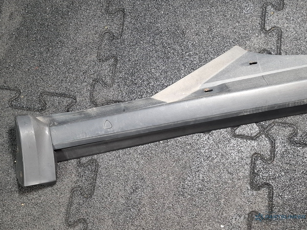 Ornament prag stanga VOLKSWAGEN PASSAT 3B3 2000 - 2005 1.6 1.6 ALZ 3B0853855D