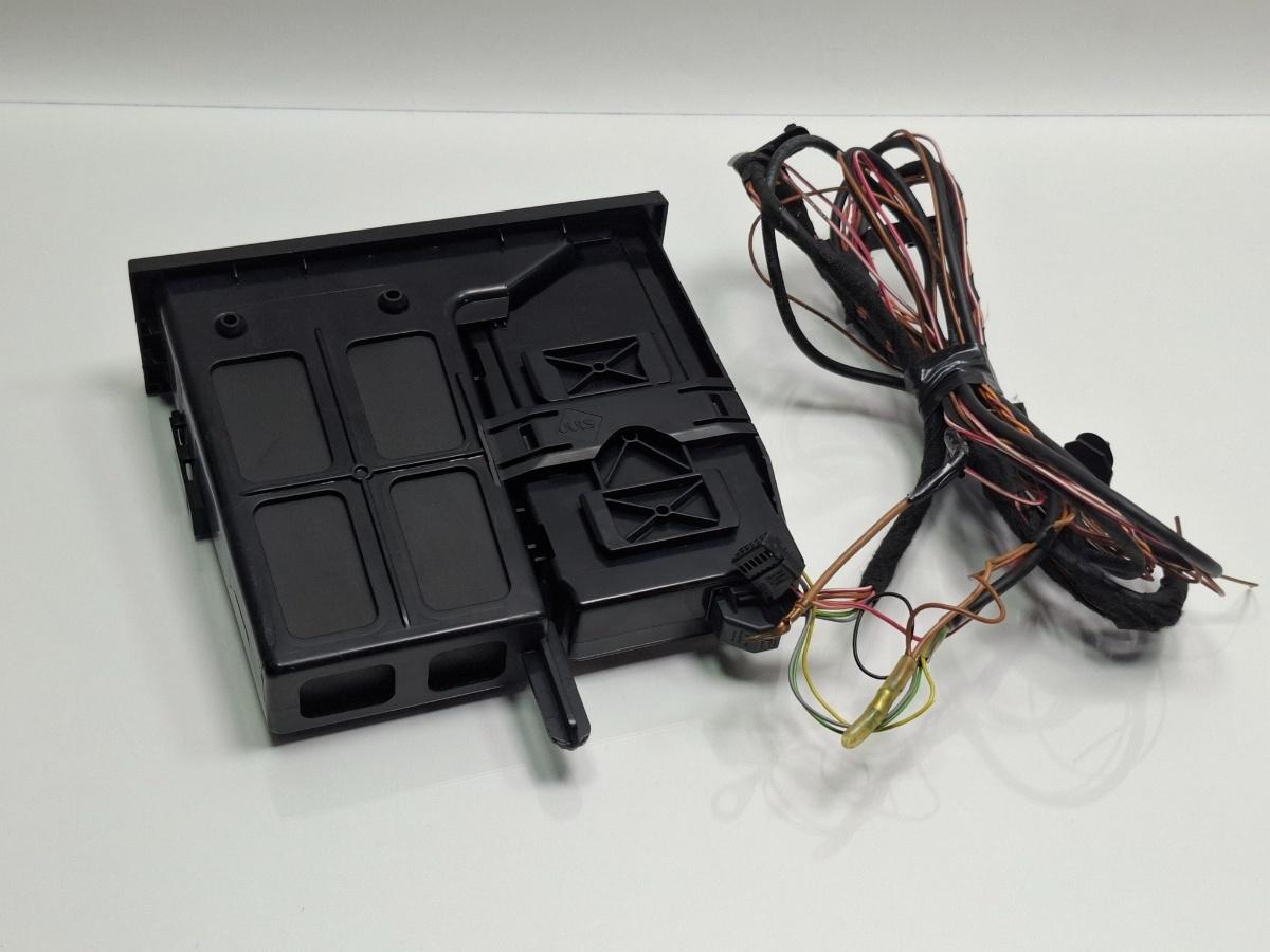 Modul media VOLKSWAGEN GOLF VI 5K1 2008 - 2013  5N0035341E