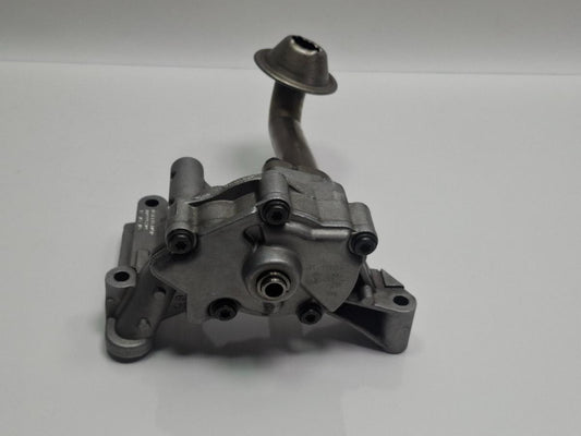 Pompa ulei VOLKSWAGEN GOLF IV 1J1 1997 - 2007 1.9 TDI ATD, AXR 038115105D