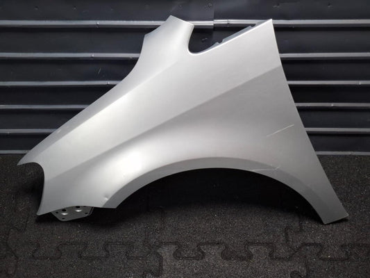 Aripa stanga fata VOLKSWAGEN TOURAN 1T3 2010 - 2015 2.0 TDI CFHC 1T0821105G , 1T0821155
