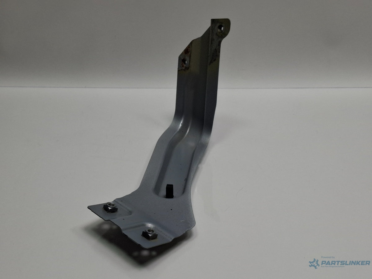 Suport aripa stanga fata VOLKSWAGEN TOURAN 1T3 2010 - 2015 TDI CFHC 1T0821135C