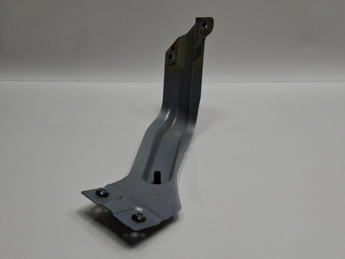 Suport aripa stanga fata VOLKSWAGEN TOURAN 1T3 2010 - 2015 TDI CFHC 1T0821135C