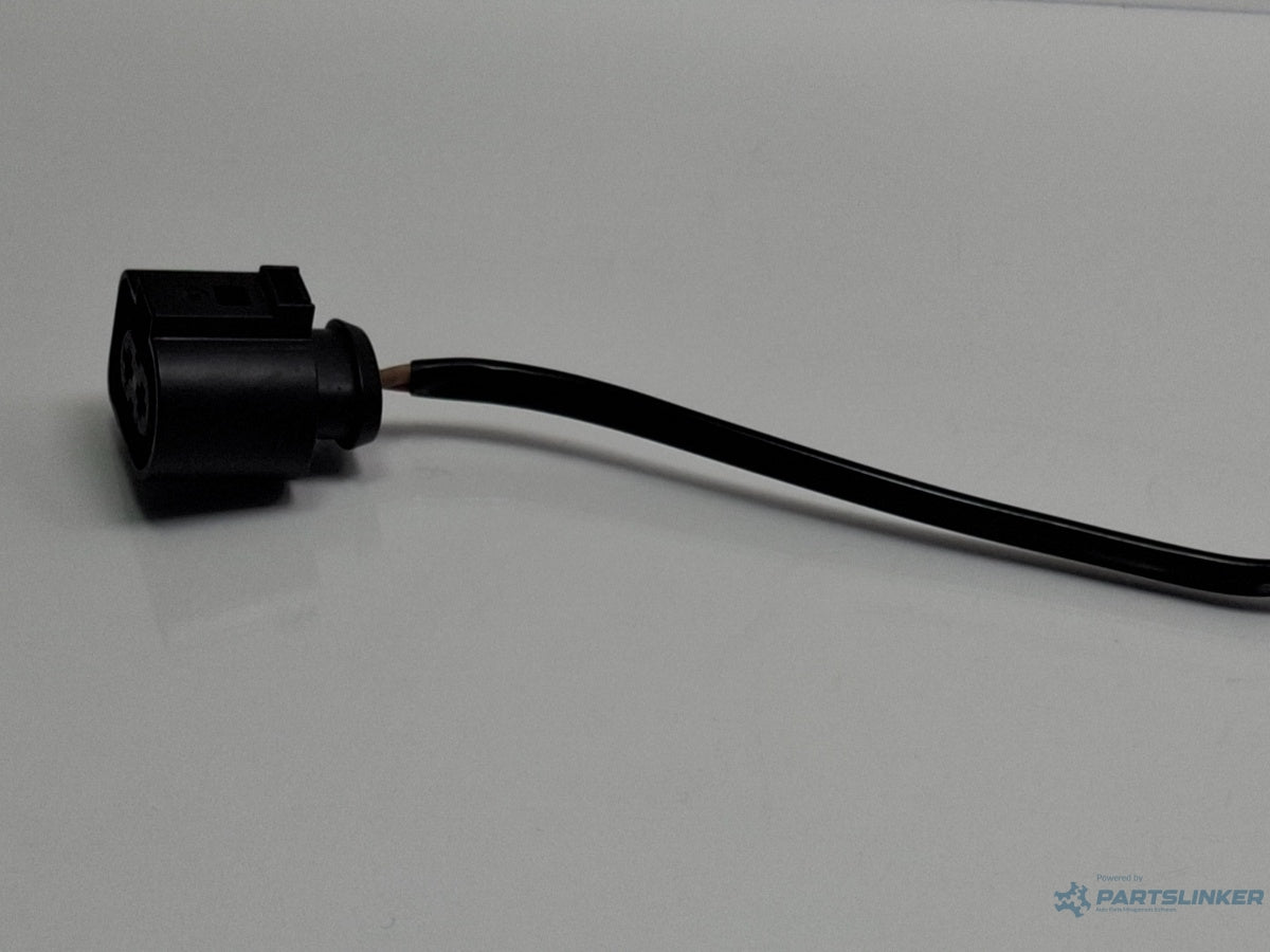 Mufa Conector 2 pini VOLKSWAGEN CADDY IV Estate SAB, SAJ 2015 - > TDI CUUD, DFSD 1J0973752