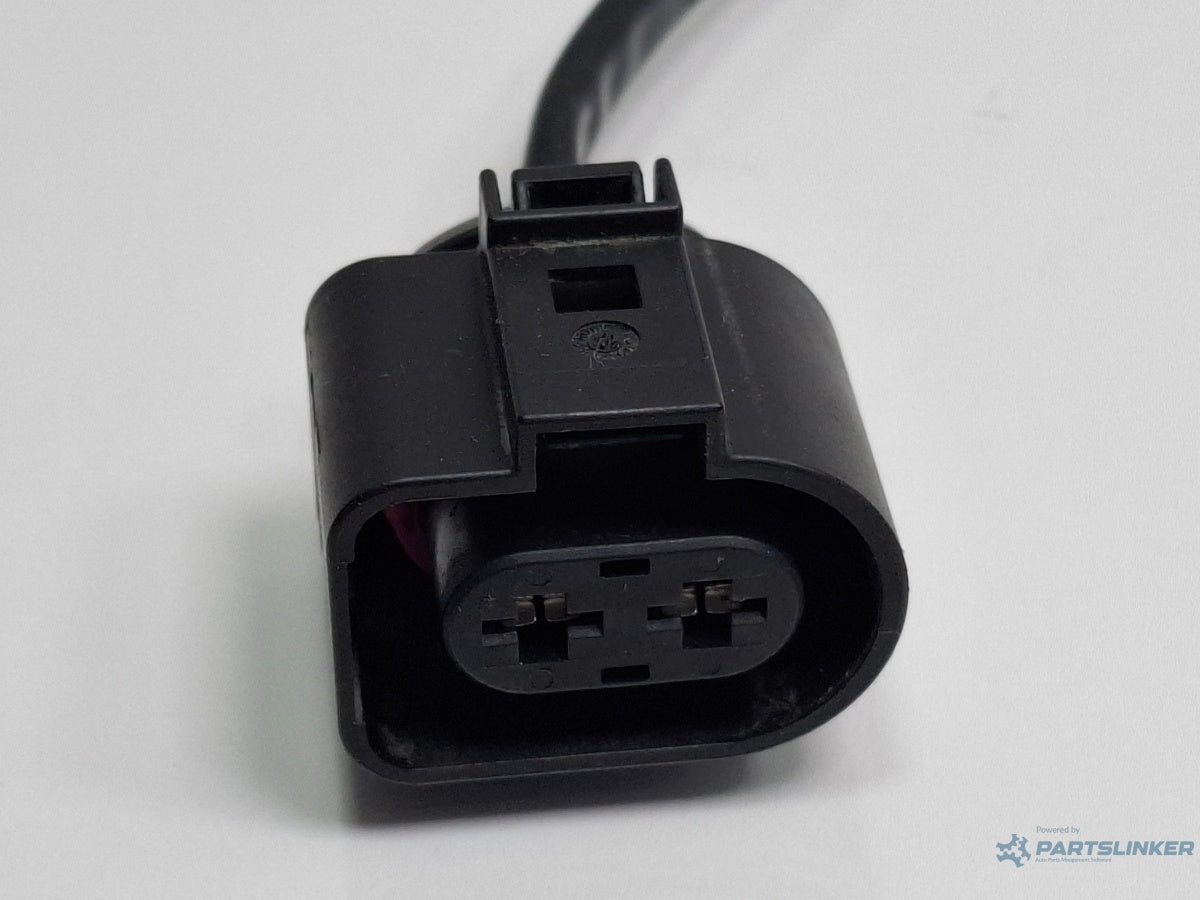 Mufa Conector 2 pini VOLKSWAGEN CADDY IV Estate SAB, SAJ 2015 - > TDI CUUD, DFSD 1J0973752