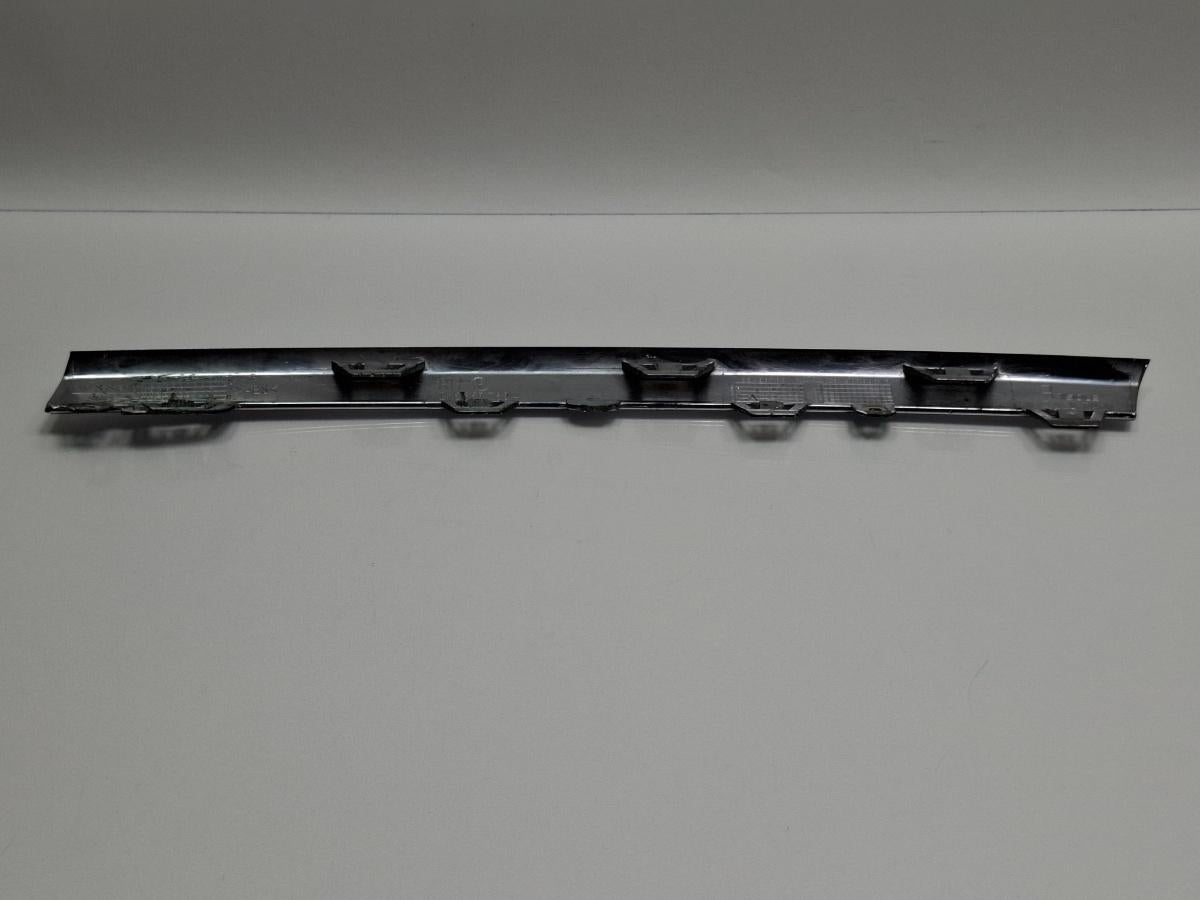 Ornament crom bara dreapta fata VOLKSWAGEN CADDY IV Estate SAB, SAJ 2015 -> 2.0 TDI CUUD, DFSD 2K5853768A
