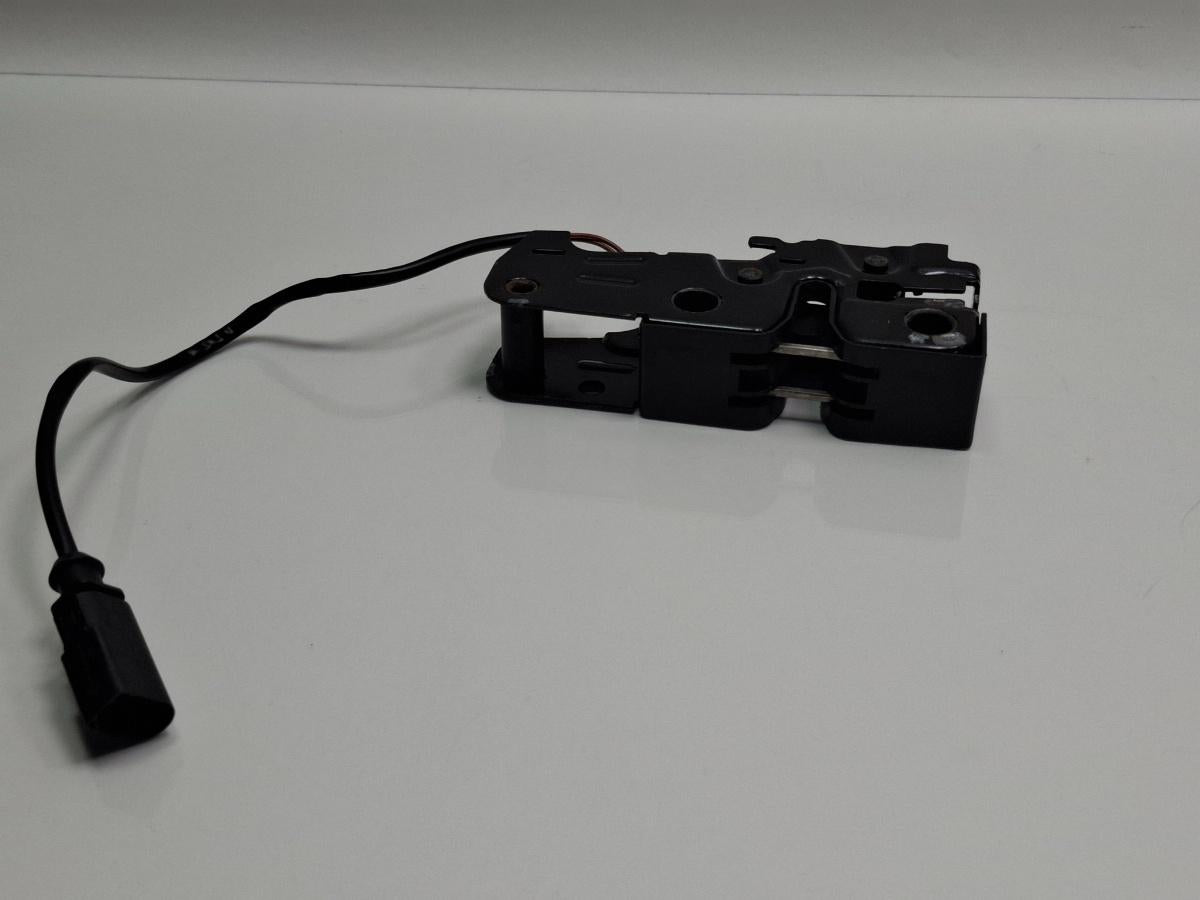 Broasca capota SKODA OCTAVIA 1Z3 2004 - 2013 TDI 16V BKD, CFHC, CLCB 1Z0823509D