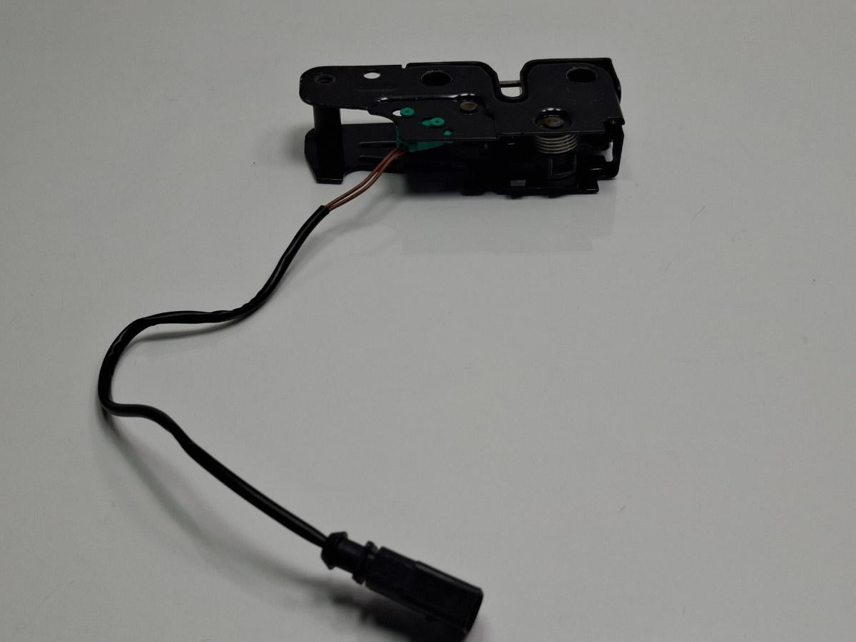Broasca capota SKODA OCTAVIA 1Z3 2004 - 2013 TDI 16V BKD, CFHC, CLCB 1Z0823509D