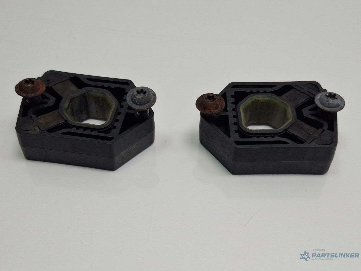 Suporti radiator SKODA OCTAVIA 1Z3 2004 - 2013 TDI 16V BKD, CFHC, CLCB  1K0121367G , 1Z0121367B