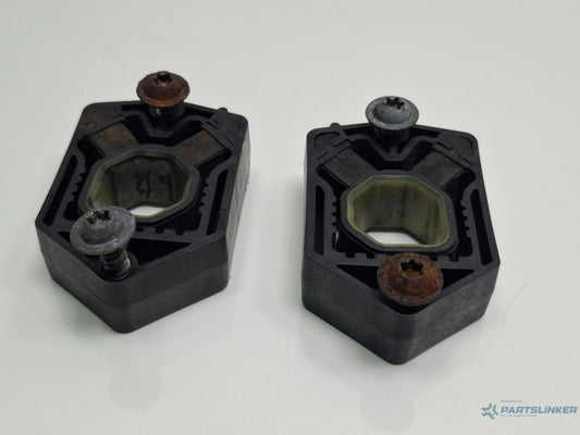 Suporti radiator SKODA OCTAVIA 1Z3 2004 - 2013 TDI 16V BKD, CFHC, CLCB  1K0121367G , 1Z0121367B