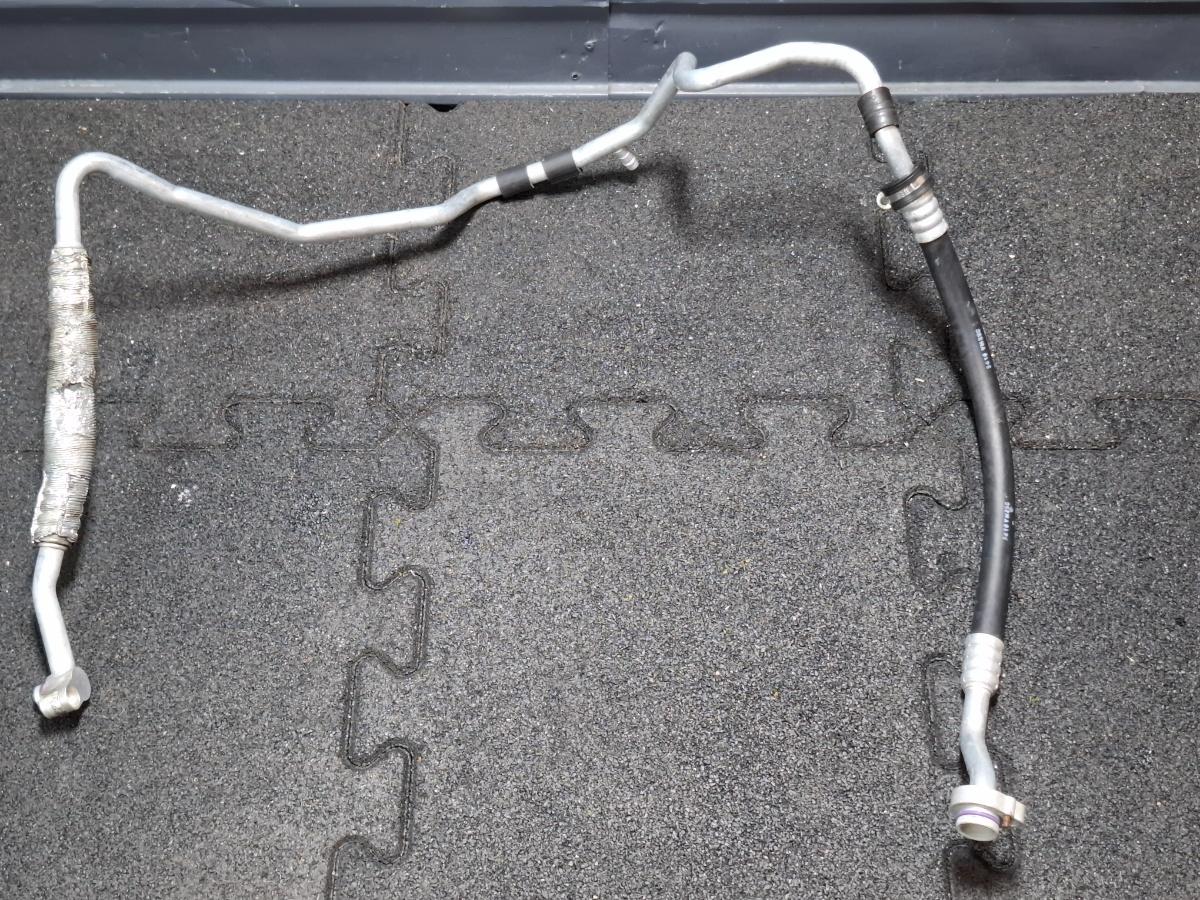Conducta AC joasa presiune VOLKSWAGEN TOURAN 1T3 2010 - 2015 TDI CFHC 1T0820743BR