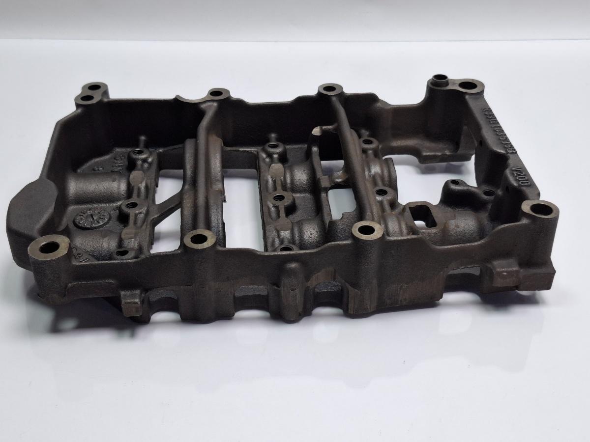 Capac balansieri pompa ulei VOLKSWAGEN PASSAT Variant 3C5 2005 - 2011 TDI BMP 03G103535B