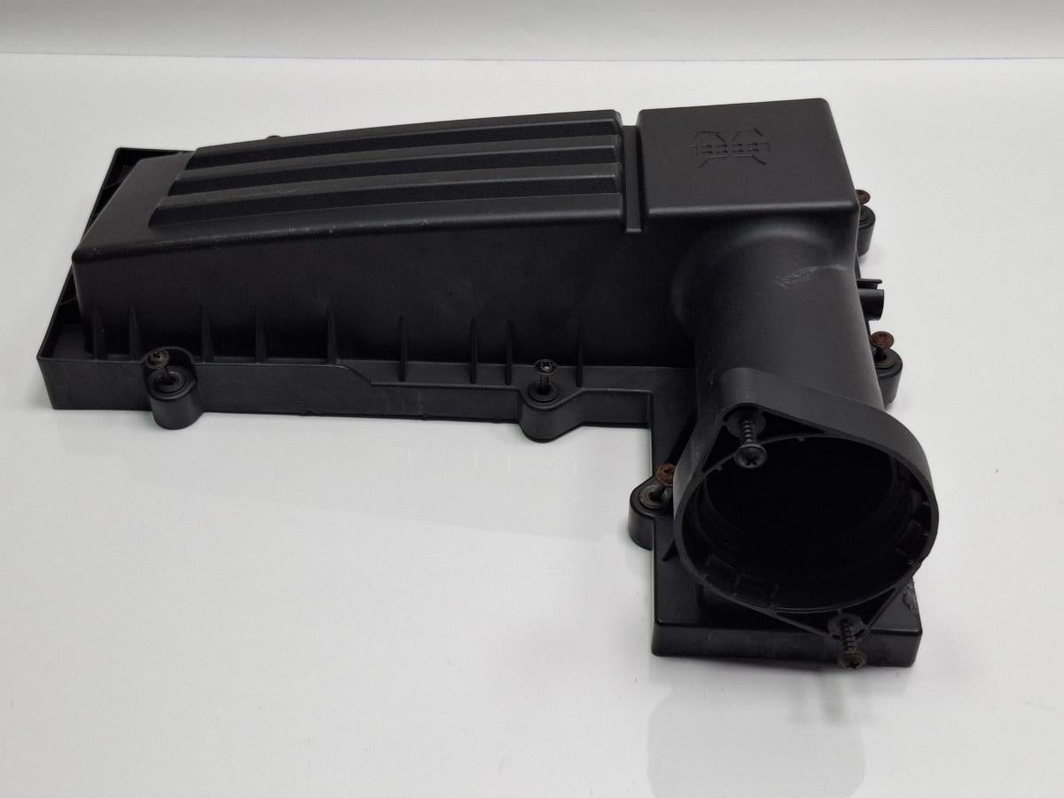 Capac carcasa filtru de aer VOLKSWAGEN GOLF V 1K1 2003 - 2009 1.9 TDI BKC, BLS, BXE 3C0129607AF , 3C0129601AM