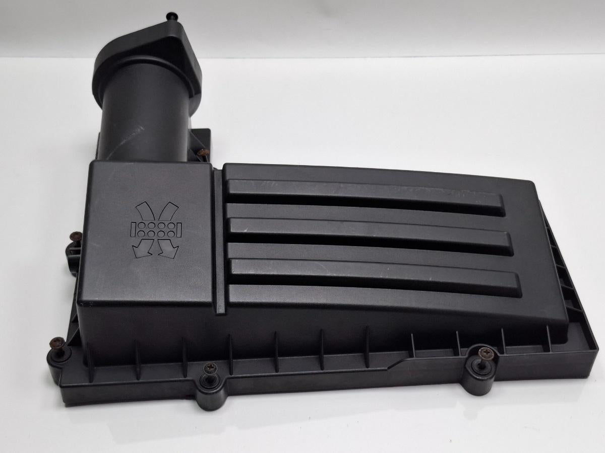 Capac carcasa filtru de aer VOLKSWAGEN GOLF V 1K1 2003 - 2009 1.9 TDI BKC, BLS, BXE 3C0129607AF , 3C0129601AM