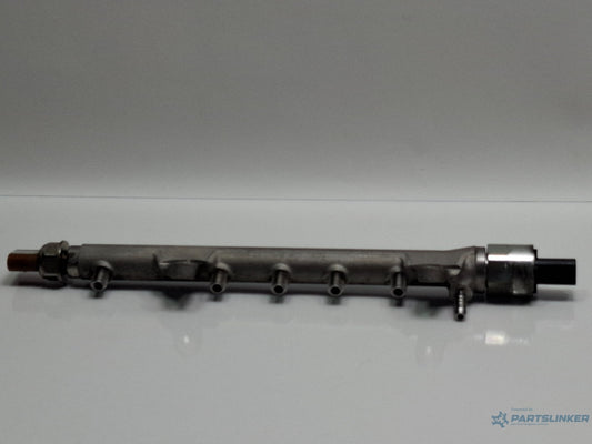 Rampa injectoare VOLKSWAGEN GOLF VI 5K1_ 2008 - 2012 TDi BlueMotion CAYC 03L130089B , 03L125A