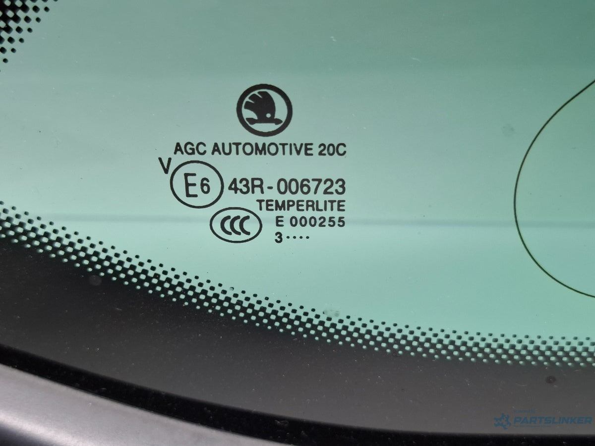 Geam fix privacy dreapta spate SKODA OCTAVIA Combi 5E5 2012 - > TDI CKFC, CRMB, CYKA AGC 43R-006723 5E9845298