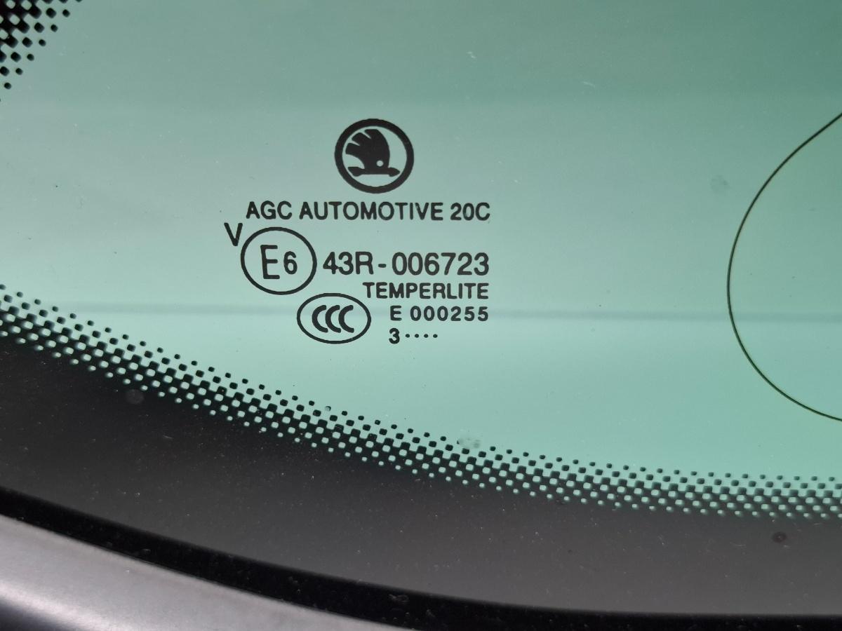 Geam fix privacy dreapta spate SKODA OCTAVIA Combi 5E5 2012 - > TDI CKFC, CRMB, CYKA AGC 43R-006723 5E9845298
