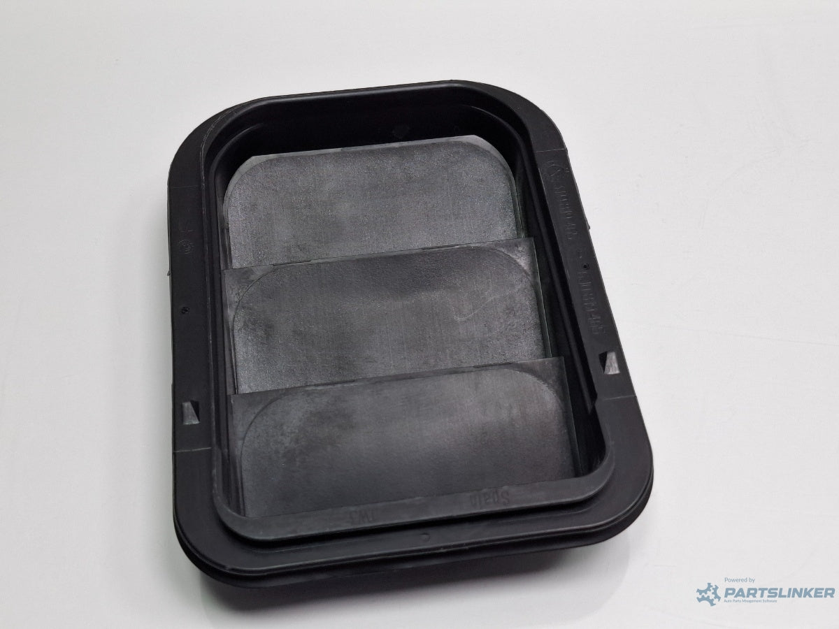 Grila aerisire habitaclu SKODA SUPERB III Estate 3T5 2009 - 2015 TDI CBBB, CFGB 3T0819465