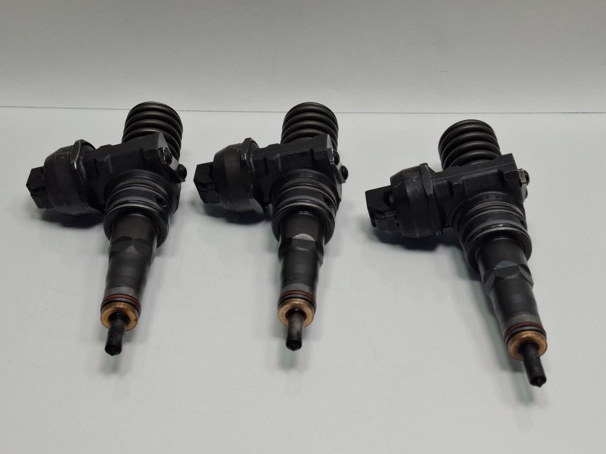 Injector BA SEAT CORDOBA III 6L2 2002 - 2009 TDI BMS, BNV BOSCH 0414720215 038130073AG , RB3