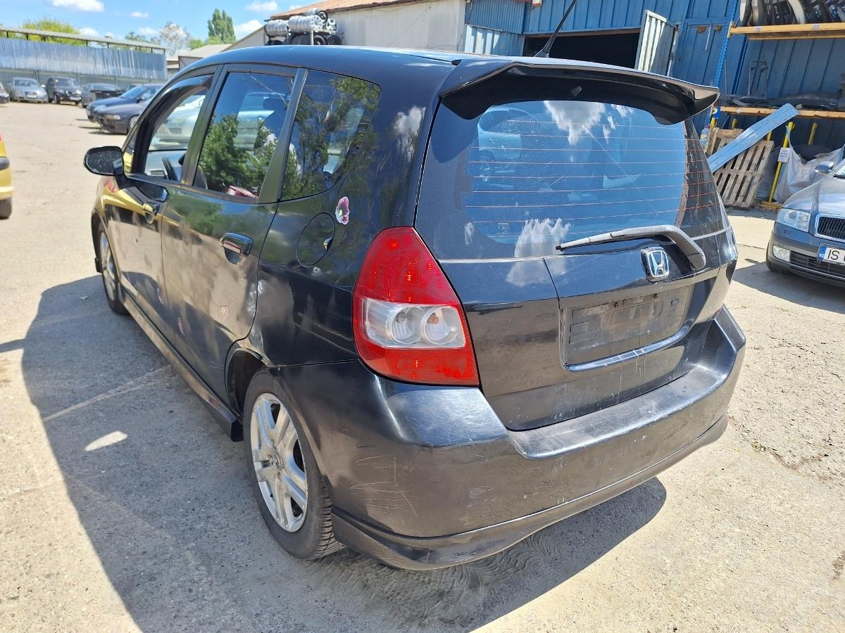 Dezmembrez HONDA JAZZ II GD_, GE3 2007 1.5 L15A 81KW|110HP