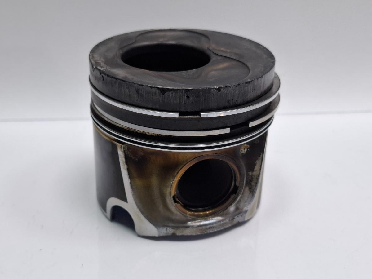 Piston 1/2 SEAT CORDOBA III 6L2 2002 - 2009 TDI BMS, BNV 045107065AJ
