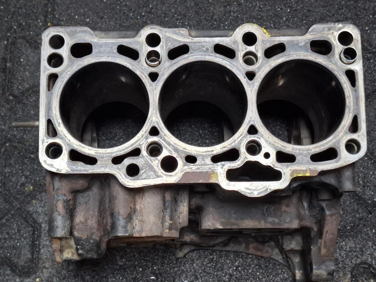 Bloc motor gol SEAT CORDOBA III 6L2 2002 - 2009 1.4 TDI  BNV , BNM , BAY , BMS , BWB  045103101C