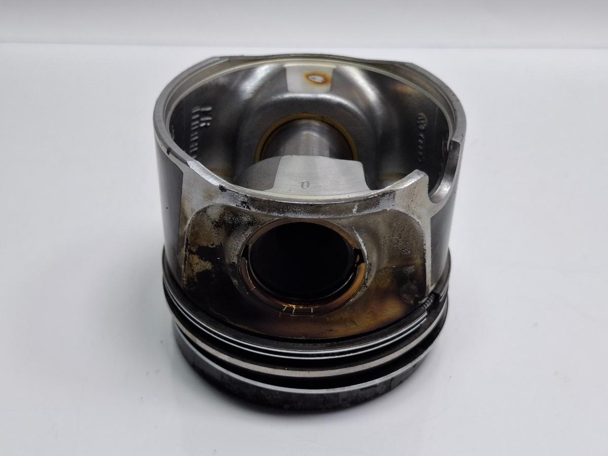 Piston 3 SEAT CORDOBA III 6L2 2002 - 2009 TDI BMS, BNV 045107065AK