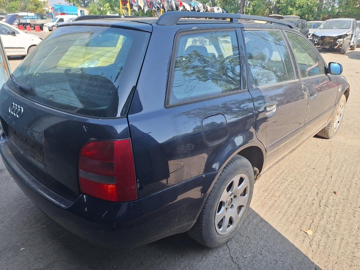 Dezmembrez AUDI A4 Avant 8D5, B5 2000 1.6 ALZ 75KW|102HP