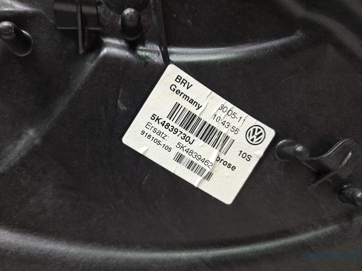 Macara geam dreapta spate VOLKSWAGEN GOLF VI 5K1_ 2008 - 2012 TDi BlueMotion CAYC 5K4839730J