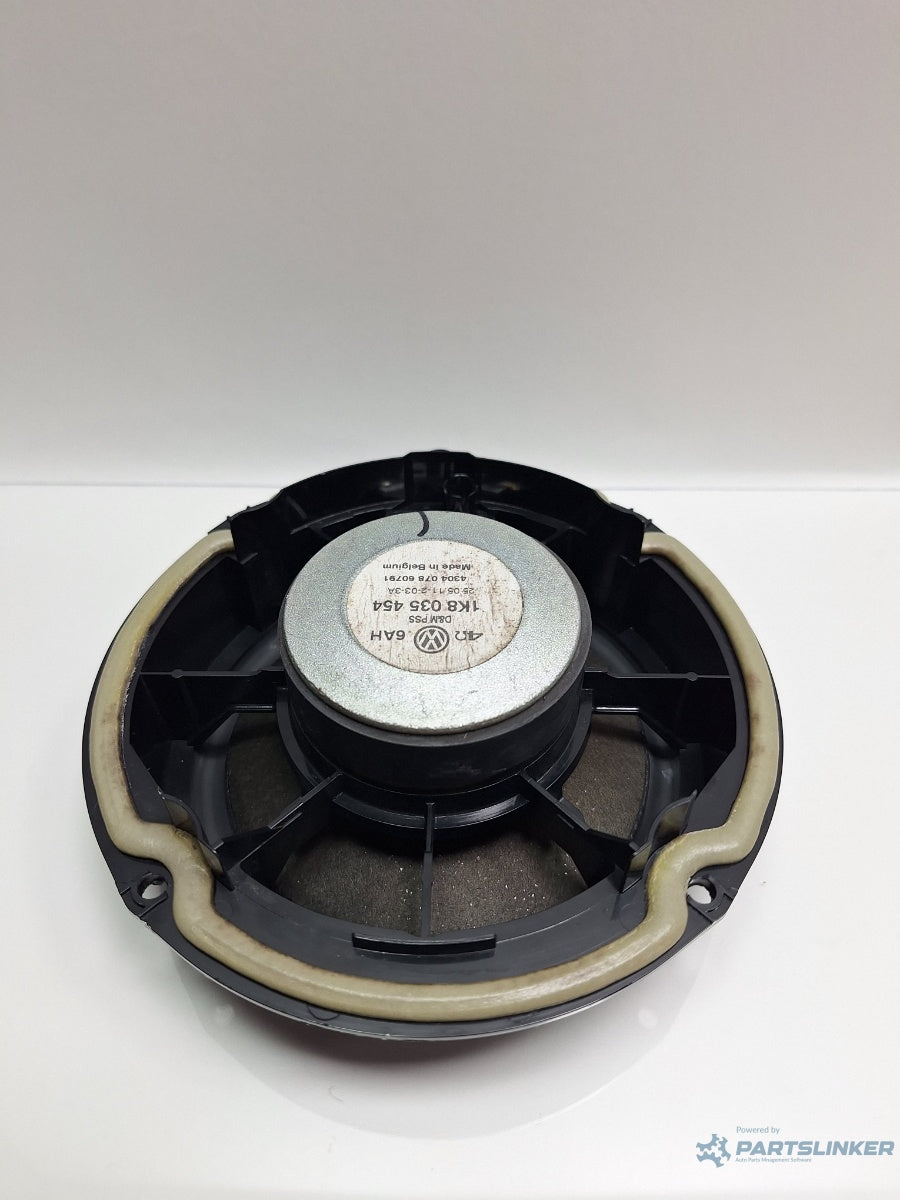 Boxa spate VOLKSWAGEN GOLF VI 5K1_ 2008 - 2012 TDi BlueMotion CAYC 1K8035454