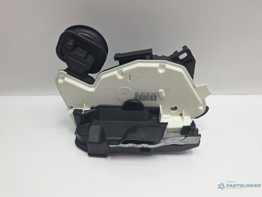 Broasca usa dreapta spate VOLKSWAGEN GOLF VI 5K1_ 2008 - 2012 TDi BlueMotion CAYC 5K4839016H