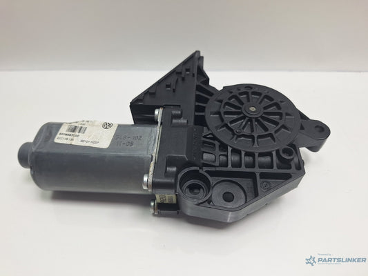 Motoras macara stanga spate VOLKSWAGEN GOLF VI 5K1_ 2008 - 2012 TDi BlueMotion CAYC 5K0959703D