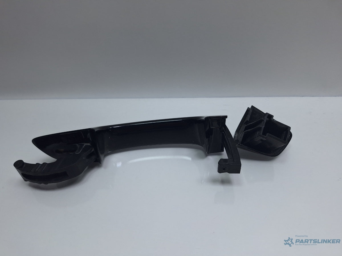 Maner exterior usa dreapta spate VOLKSWAGEN GOLF VI 5K1_ 2008 - 2012 TDi BlueMotion CAYC 1K8837206F