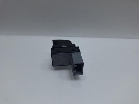 Buton geam electric VOLKSWAGEN GOLF VI 5K1_ 2011 TDi BlueMotion CAYC 77KW|105HP 2011