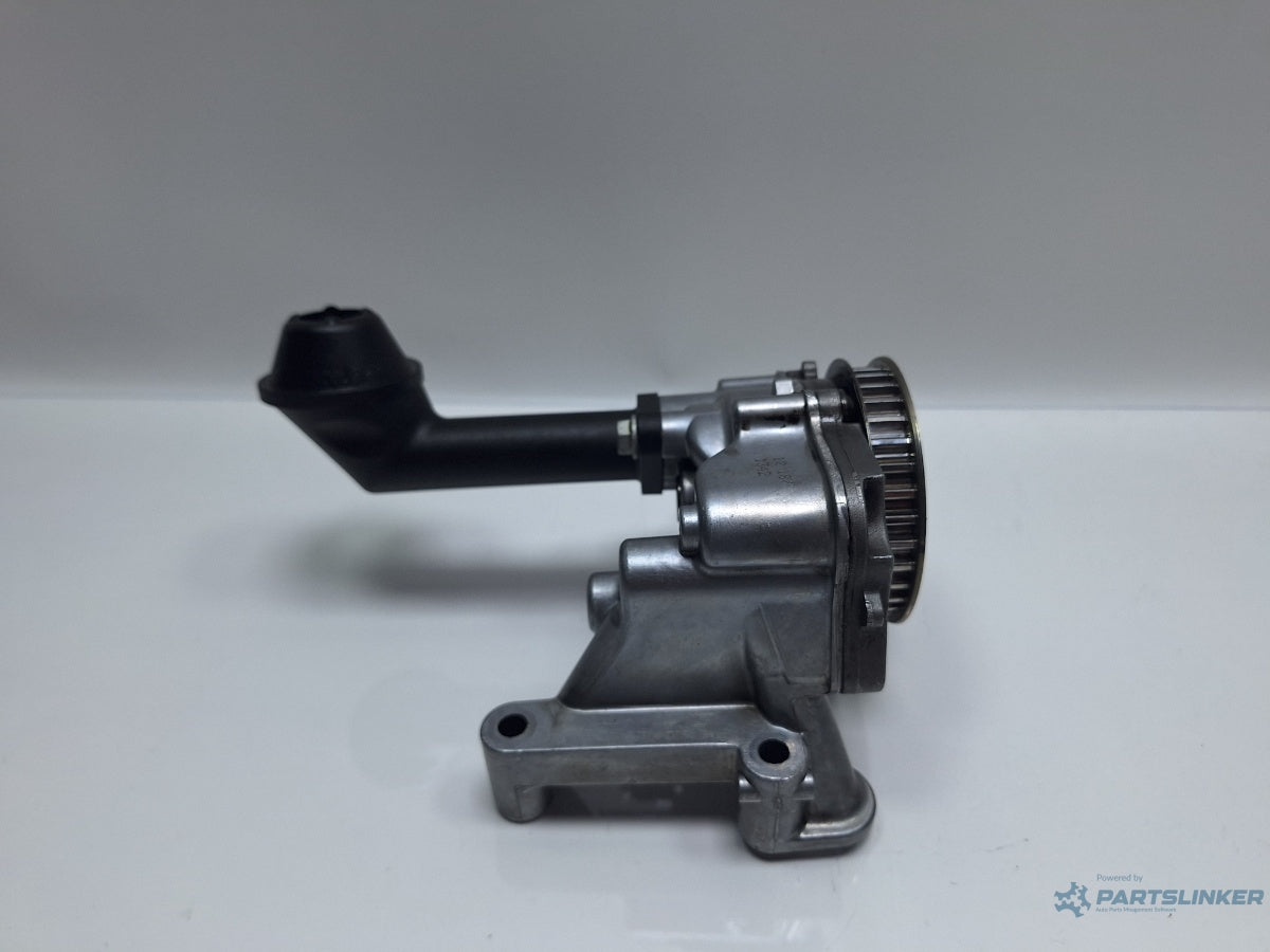 Pompa de ulei VOLKSWAGEN GOLF VI 5K1_ 2008 - 2012 TDi BlueMotion CAYC 03L115105C