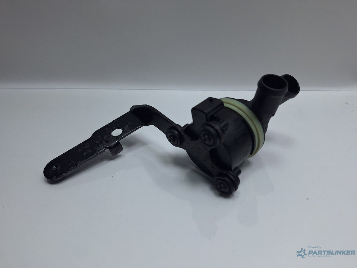 Pompa recirculare apa VOLKSWAGEN GOLF VI 5K1_ 2008 - 2012 TDi BlueMotion CAYC 5N0965561A