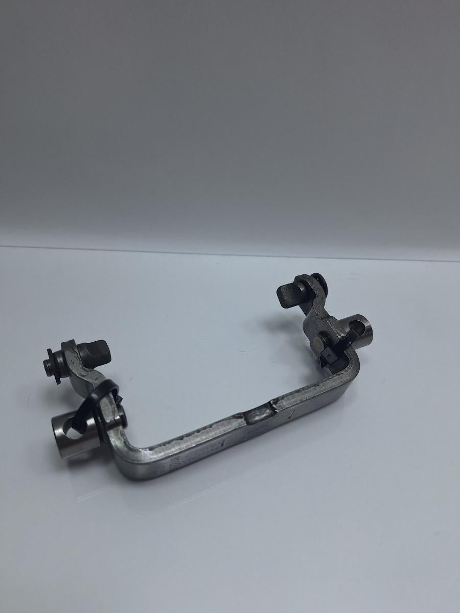 Furca cuplare pinion treapta a 5-a VOLKSWAGEN CADDY IV Estate SAB, SAJ 2015 - > TDI CUUD, DFSD 0A4311565A