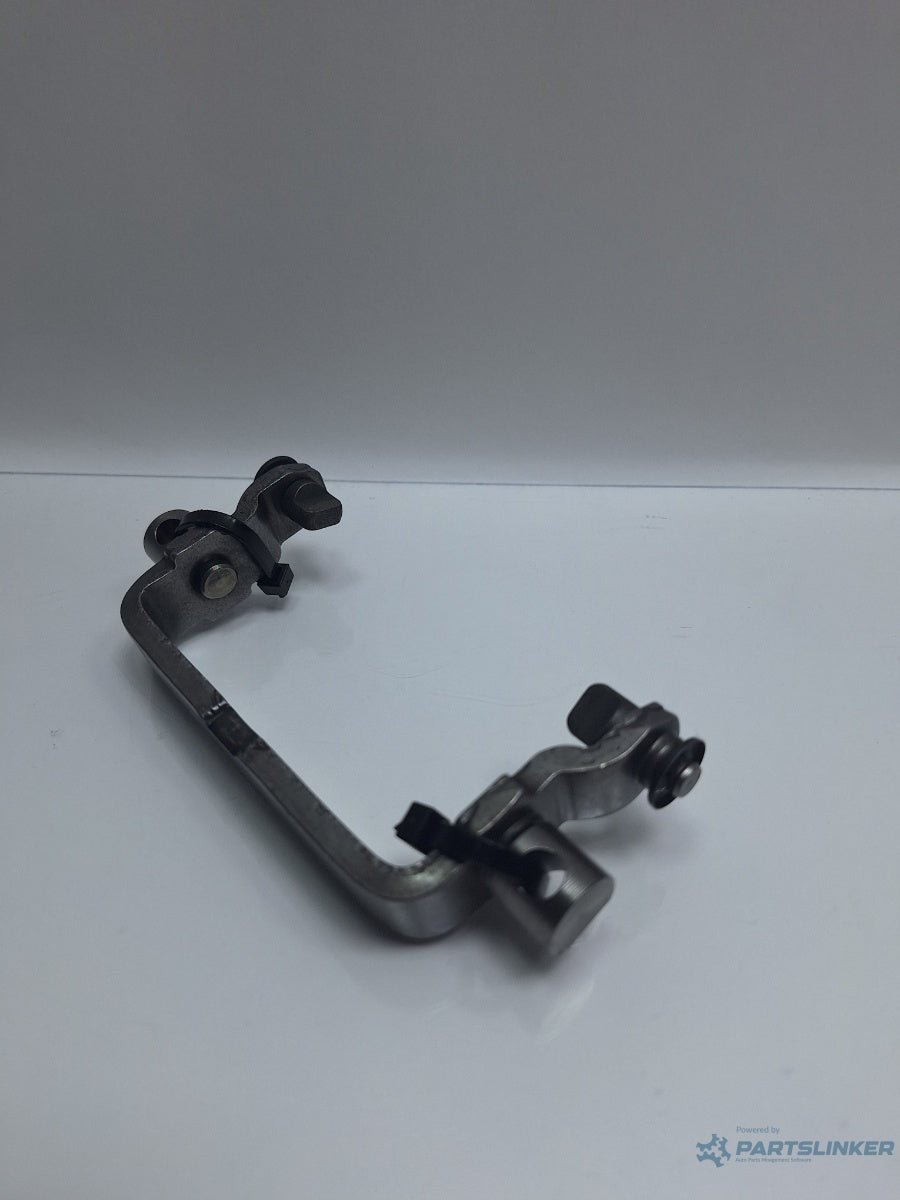 Furca cuplare pinion treapta a 5-a VOLKSWAGEN CADDY IV Estate SAB, SAJ 2015 - > TDI CUUD, DFSD 0A4311565A